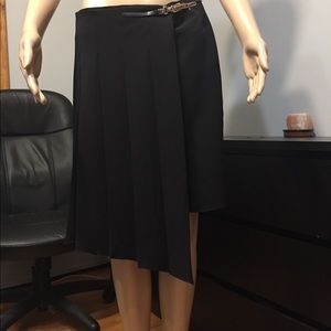 NWOT. Asymmetric dark blue skirt by Sharagano, made in France, size M